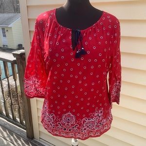 Pretty cotton three quarter sleeve top